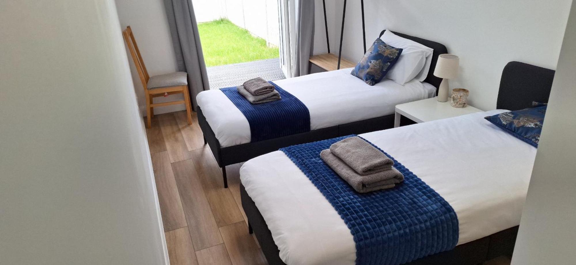 New 3 Bedrooms Flat In Ashford Near Heathrow Esterno foto
