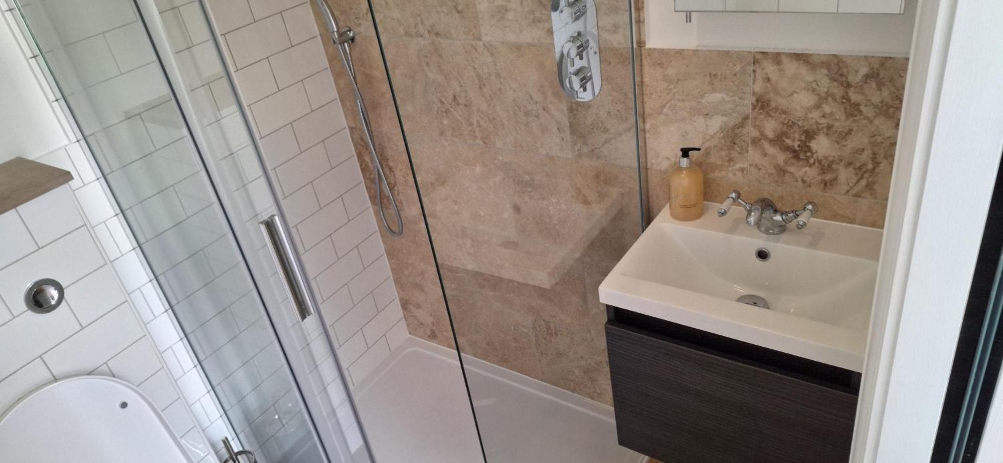 New 3 Bedrooms Flat In Ashford Near Heathrow Esterno foto