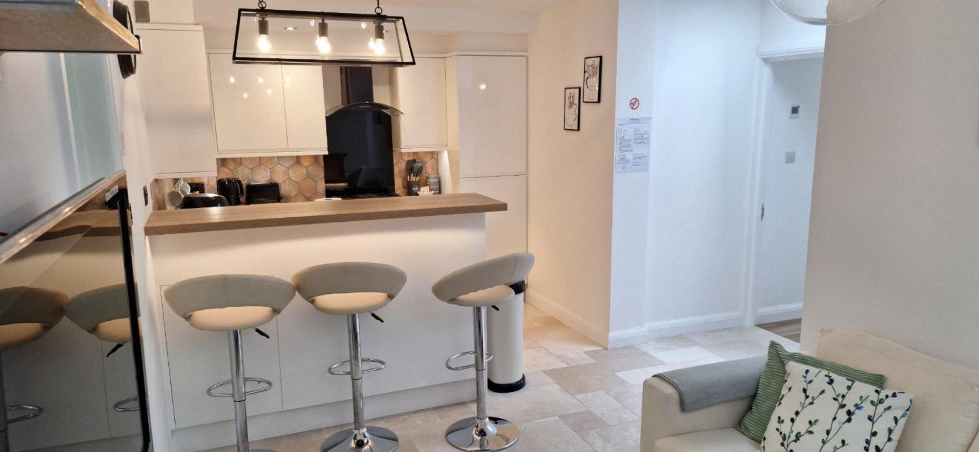 New 3 Bedrooms Flat In Ashford Near Heathrow Esterno foto