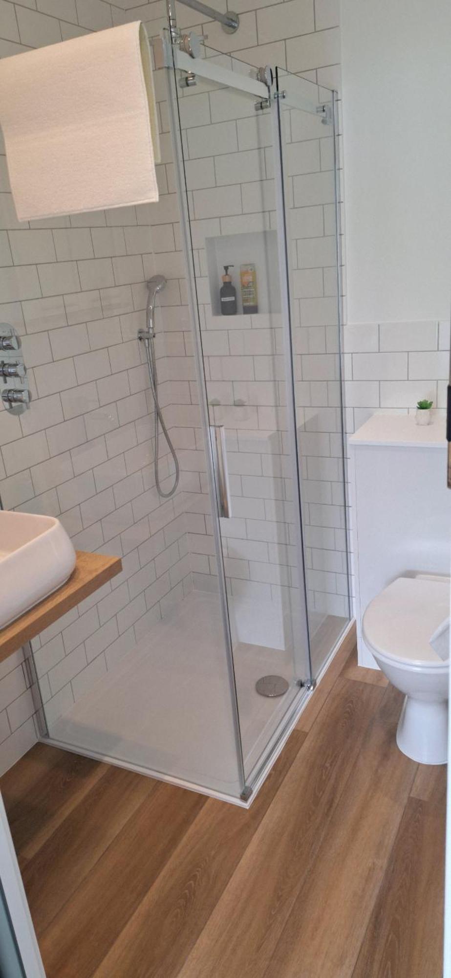 New 3 Bedrooms Flat In Ashford Near Heathrow Esterno foto
